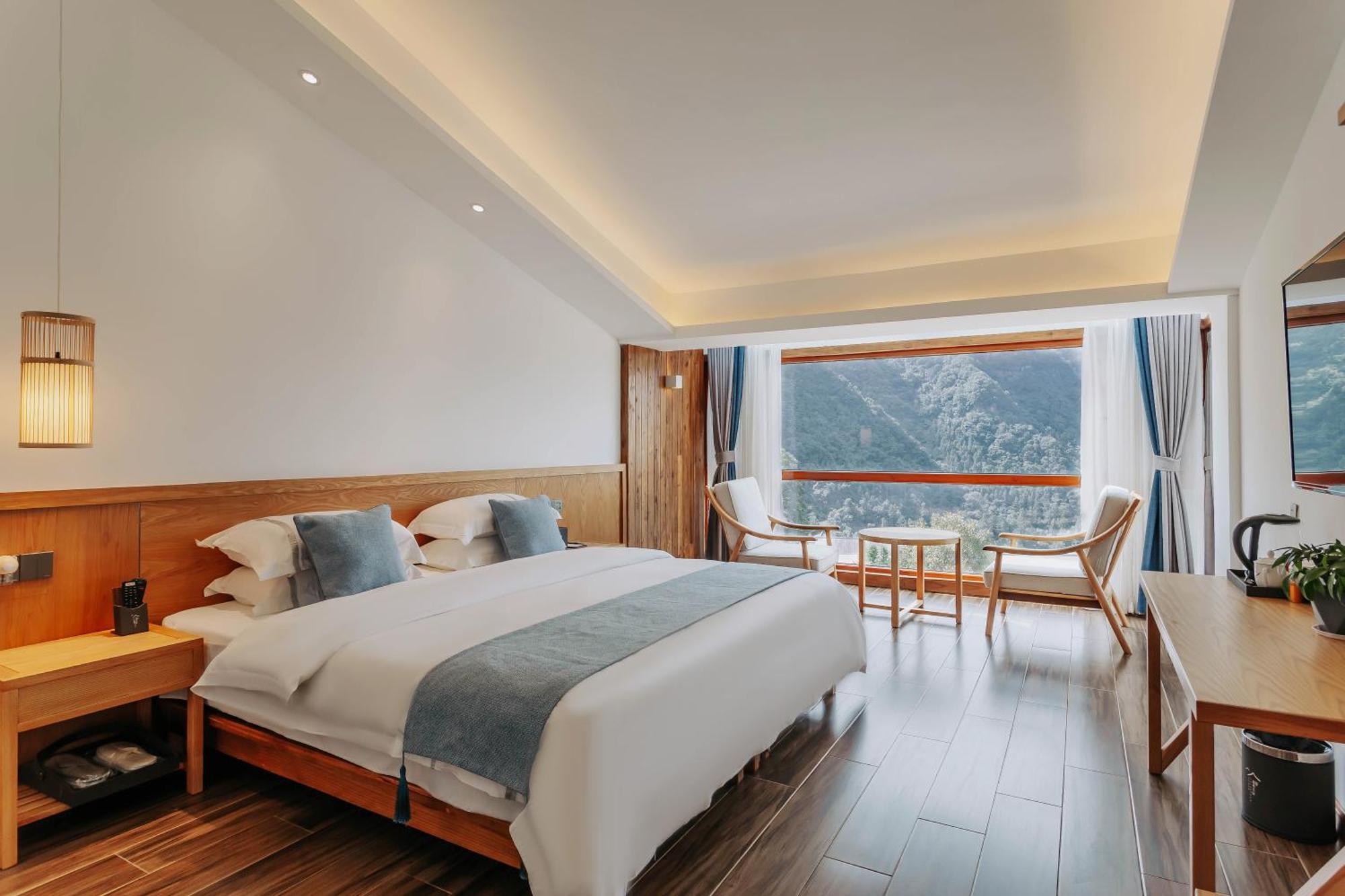 Hilltop House Resort Жангжиаже Екстериор снимка